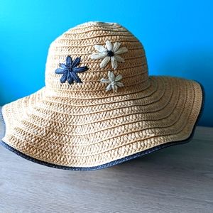 Straw Floppy Hat with Black and white Flower Detail